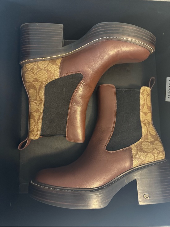 Coach Brown Leather Chelsea Boot with Monogram Panel display picture 2